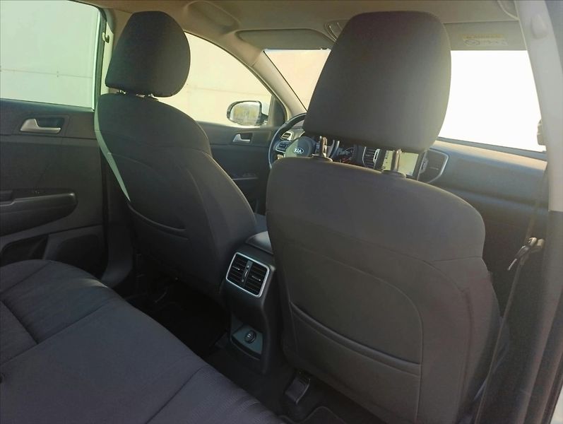 Kia Sportage 1,7 CRDi Navi Kamera Tempomat - fotka 23 z 33