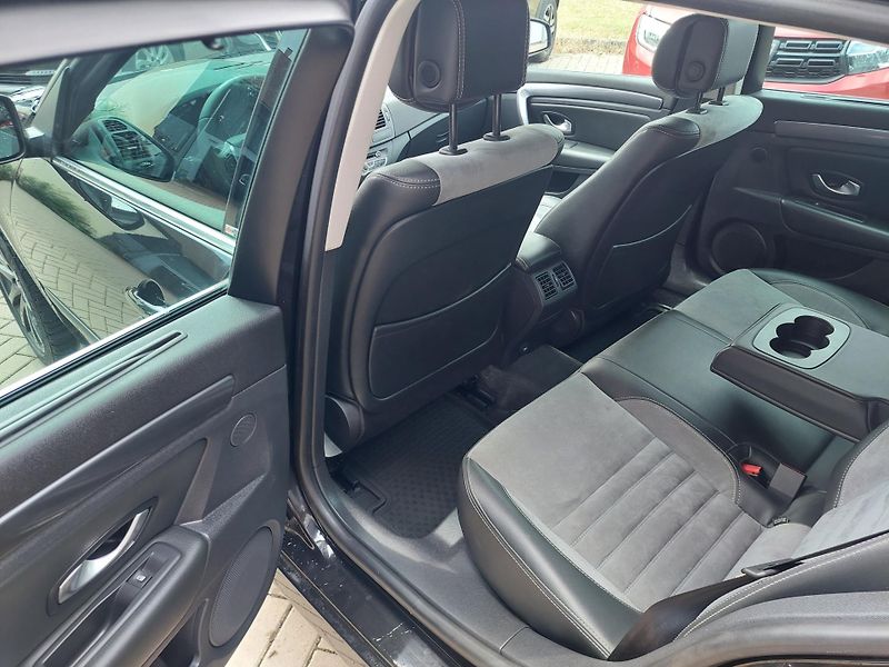 Renault Laguna (2011) III. Grandtour GT dCi 180 - fotka 23 z 39