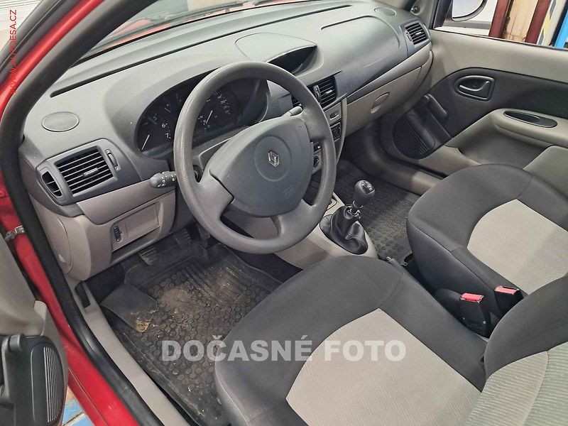Renault Thalia (2012) 1.2i, ČR, tažné - fotka 3 z 3