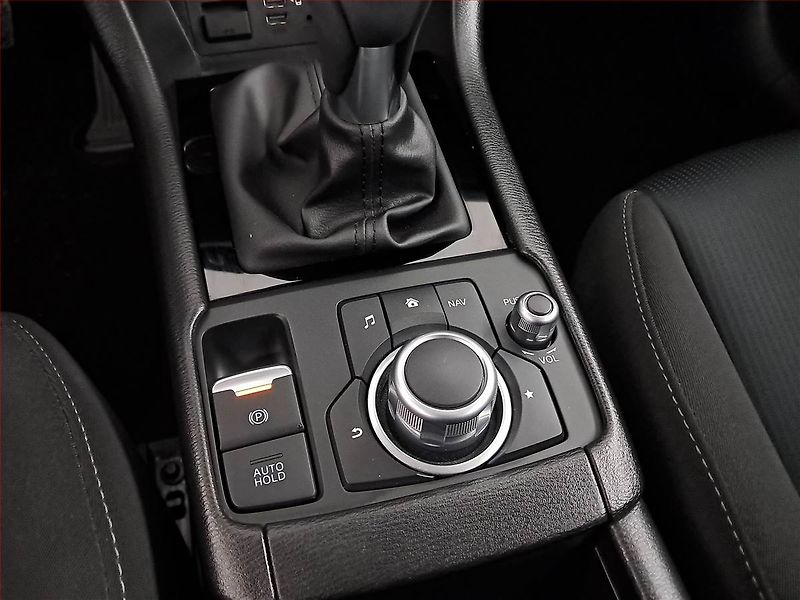 Mazda CX-3 (2022) 2.0 Skyactiv-G, ČR,1.maj - fotka 16 z 18