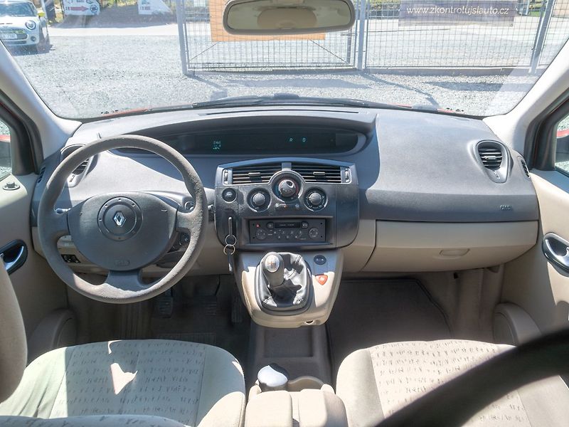 Renault Scénic (2004) 1.4i 16V 72KW – KLIMUJE - fotka 11 z 35