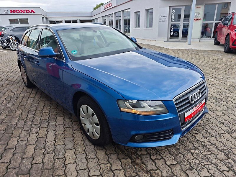 Audi A4 (2008) Avant 2.0 TDi Automat - fotka 2 z 37