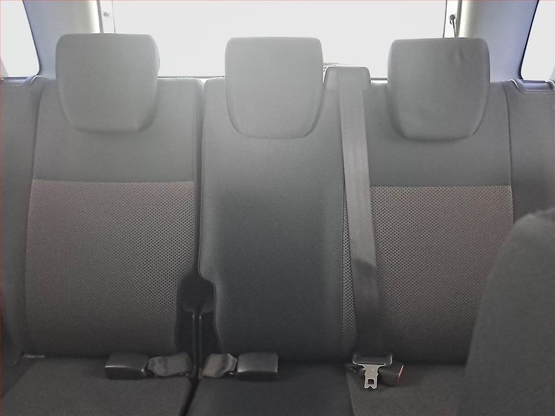 Suzuki SX4 (2006) 1.5 i, po STK, jezdí dobře - fotka 10 z 15