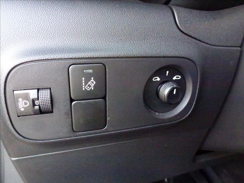 Citroën C3 1,2 PureTech Záruka 10/2028 - fotka 33 z 44