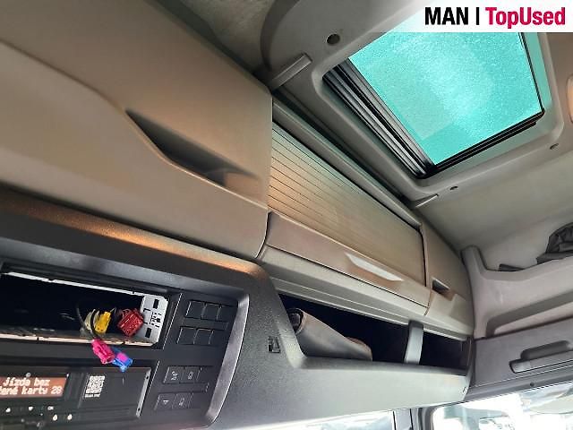 MAN TGX 18.470 lowdeck  - fotka 24 z 32