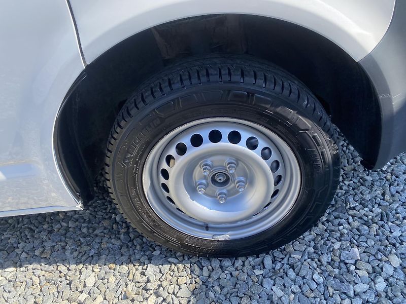 Volkswagen Transporter 2.0TDi 105PS 0%KOROZE DPH AC!! - fotka 68 z 165