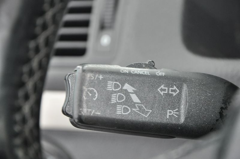 Volkswagen Touran 1.9TDi 77kW  - fotka 14 z 14