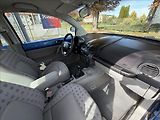 Volkswagen New Beetle 1,9 TDi 66 kW  Klima,VyhřSedad - náhled 21