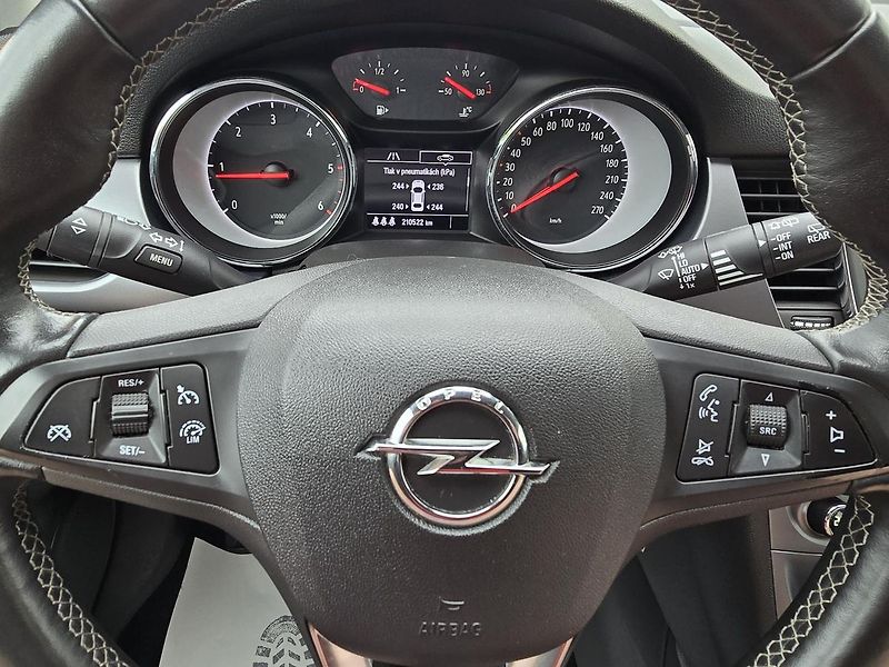 Opel Astra 1.6CDTi 81kW ENJOY DIGIKLIMA - fotka 14 z 24