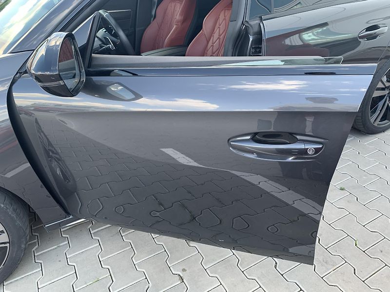 Peugeot 508 SW  GT 1.6 PHEV165kW e-EAT8 - fotka 34 z 38