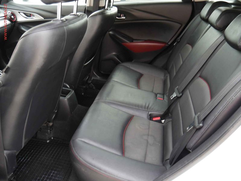 Mazda CX-3 (2016) 2.0i, ČR, Navi, park. kamera - fotka 10 z 21
