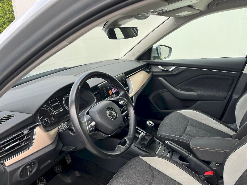 Škoda Kamiq (2023) 1.0 TSI 81 kW Style - fotka 6 z 25
