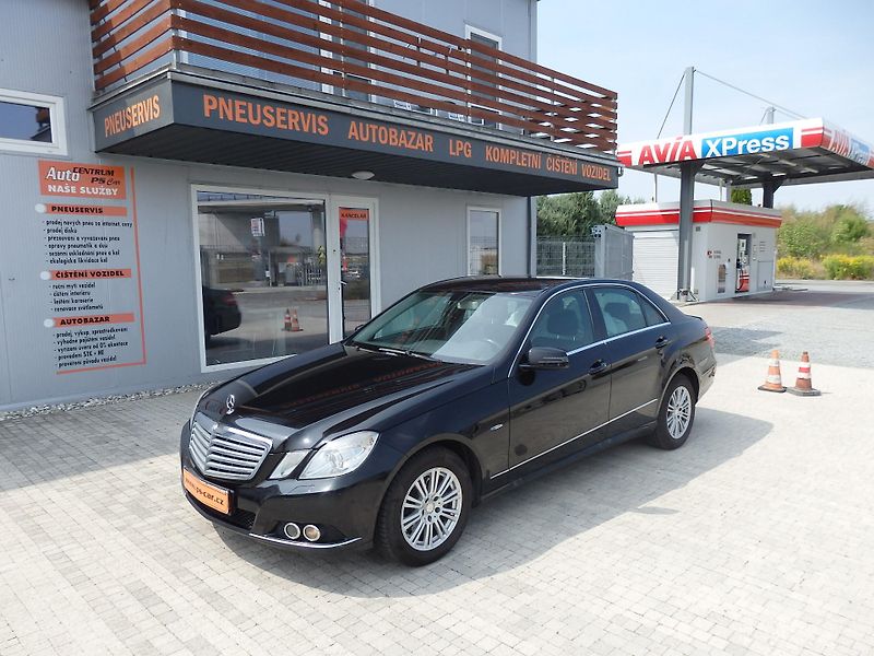 Mercedes-Benz Třídy E 220 CDI 8x AIRBAG, KLIMA - fotka 1 z 16