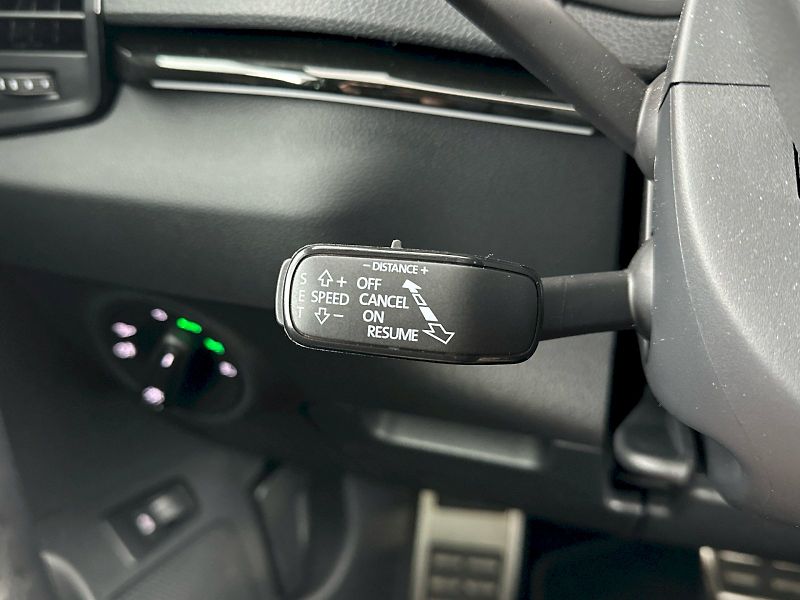 Škoda Karoq (2025) DSG 2.0TDI 110kW 4x4 SportLine - fotka 27 z 36