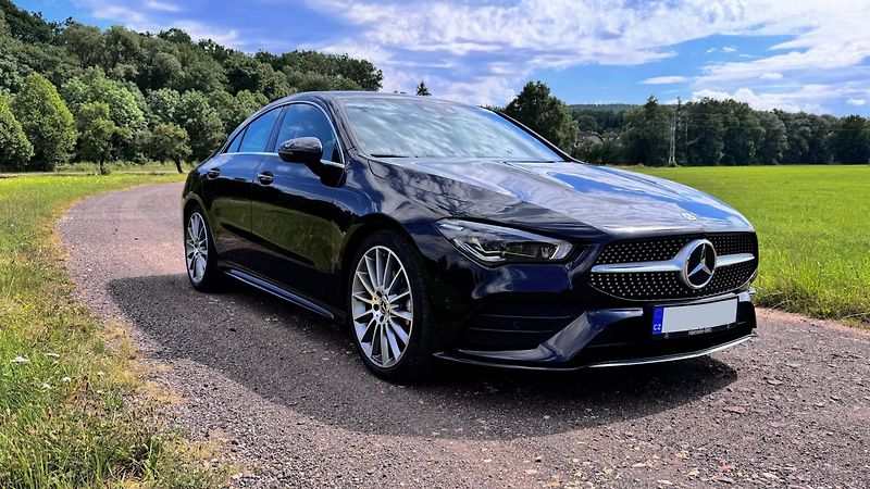 Mercedes-Benz CLA (2022) Mercedes-Benz CLA200 4M AMG - fotka 1 z 17