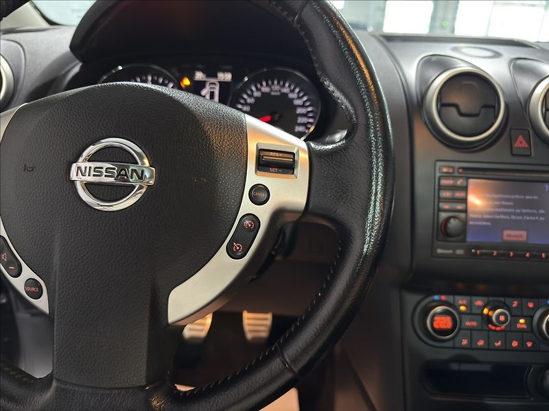 Nissan Qashqai 2,0   dCi PANO XENON KŮŽE NAVI - fotka 10 z 45