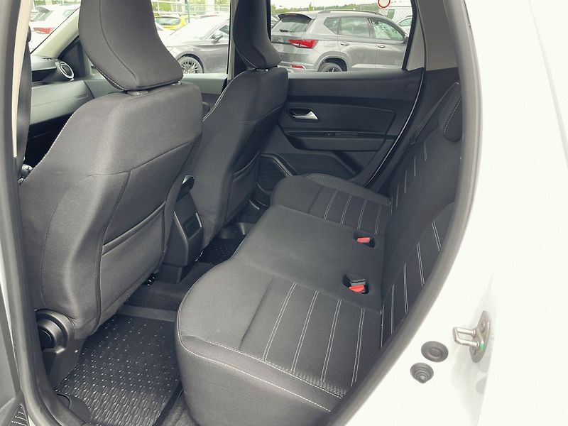 Dacia Duster (2022) 1.3 TCe,Prestige,Automat,1.Maj - fotka 23 z 28