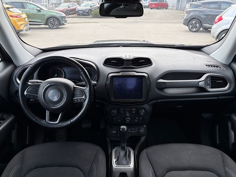 Jeep Renegade - fotka 7 z 8