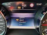 Mercedes-Benz Třídy E E 220D 4MATIC, AMG PAKET - náhled 29