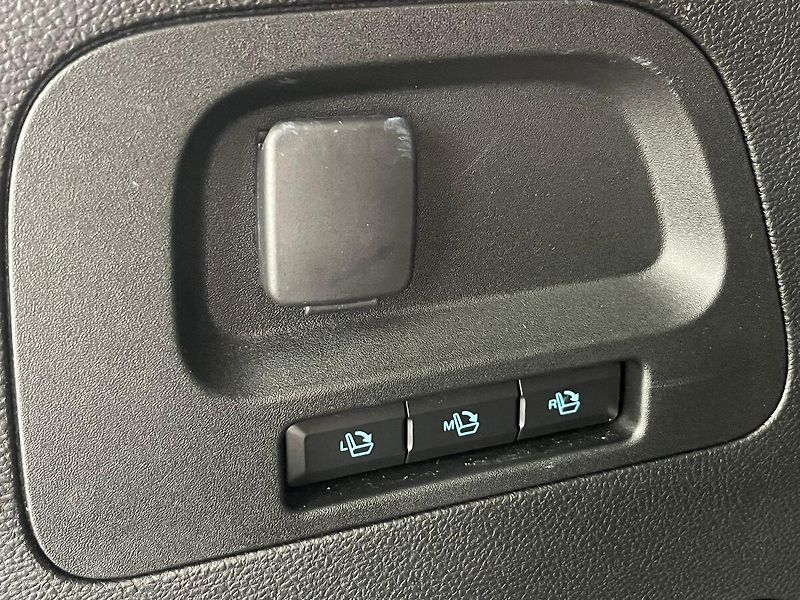 Ford S-MAX 2.5 Duratec HEV TITANIUM - fotka 35 z 64