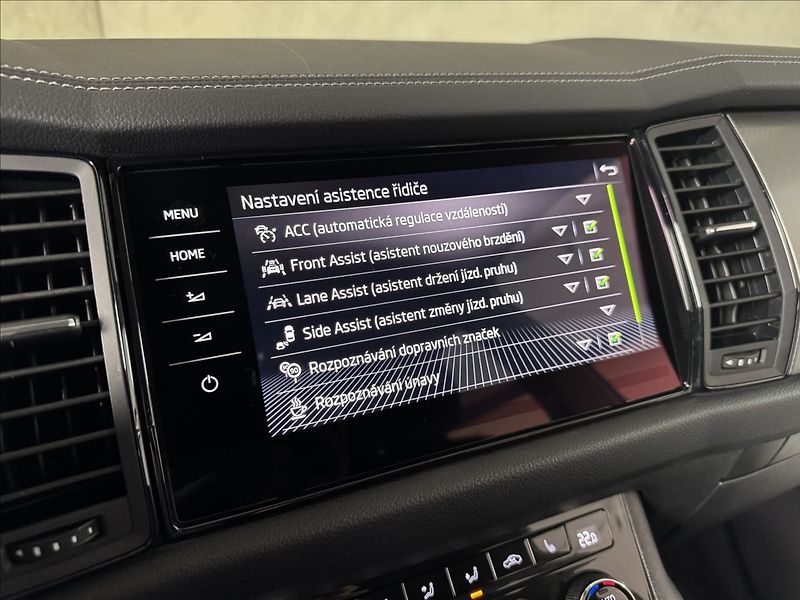 Škoda Kodiaq 2,0 TDi  DSG 4x4 Clever Assist - fotka 41 z 48