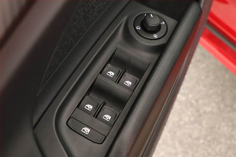 Škoda Enyaq (2022) Sportline iV 80 (82 kWh) - fotka 14 z 20