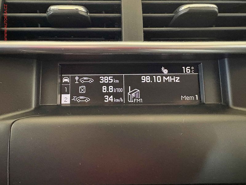 Citroën C4 (2012) 1.6i, 1.maj, AC, výhřev sed. - fotka 11 z 17