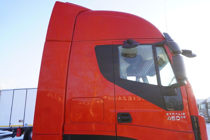 Iveco Stralis (2015) 460 E6 tractor unit  - fotka 12 z 28