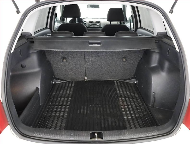 Škoda Fabia (2014) Elegance 1.6 TDI, po STK - fotka 16 z 17