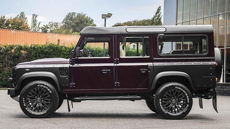 Land Rover Defender 2.2 TDCI XS 110 Station Wagon Chelsea Wide Track