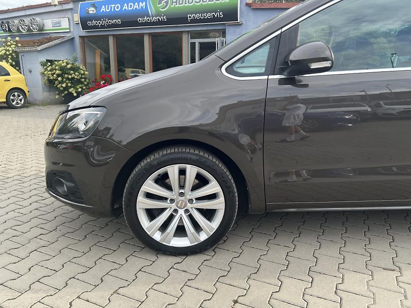 Seat Alhambra (2014) 2,0TDi DSG Style MAX VÝBAVA!!! - fotka 16 z 77