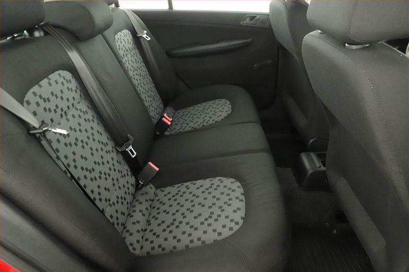 Škoda Fabia (2005) 1.2, nová STK, jezdí dobře - fotka 7 z 10