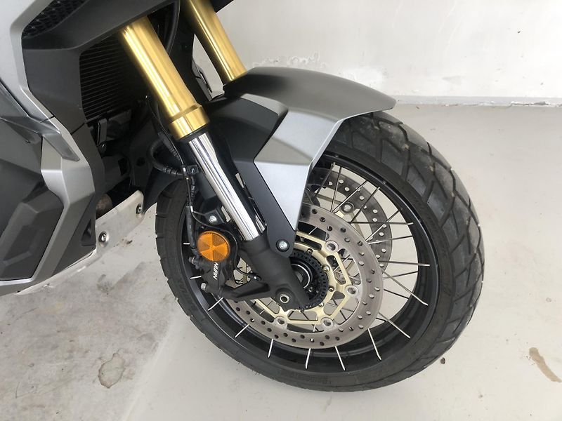 Honda X-ADV 750 ABS - fotka 15 z 19