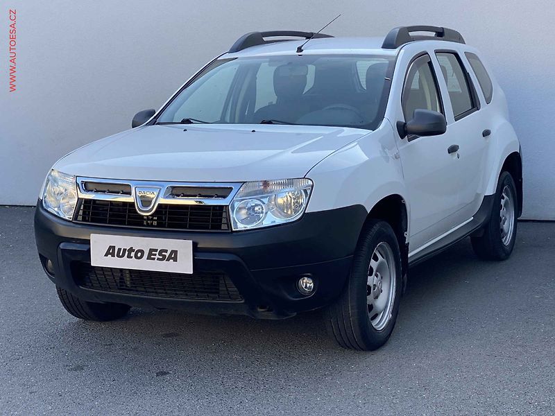 Dacia Duster (2012) 1.6i, 2.maj,ČR, AC, tažné - fotka 3 z 15