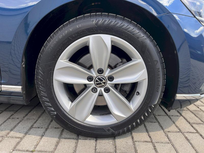 Volkswagen Passat (2021) 1,5TSI 110KW DSG ELEGANCE - fotka 12 z 26
