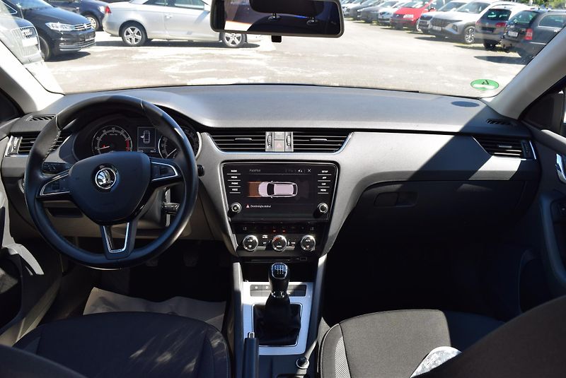 Škoda Octavia (2018) 1.4TSI 110kw AMBITION APP OPS  - fotka 16 z 43