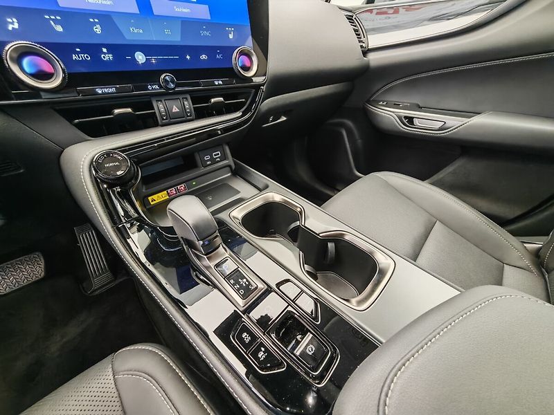 Lexus NX 450h plus 450h+ Plug-in Hybrid EXECUTIVE - fotka 42 z 44