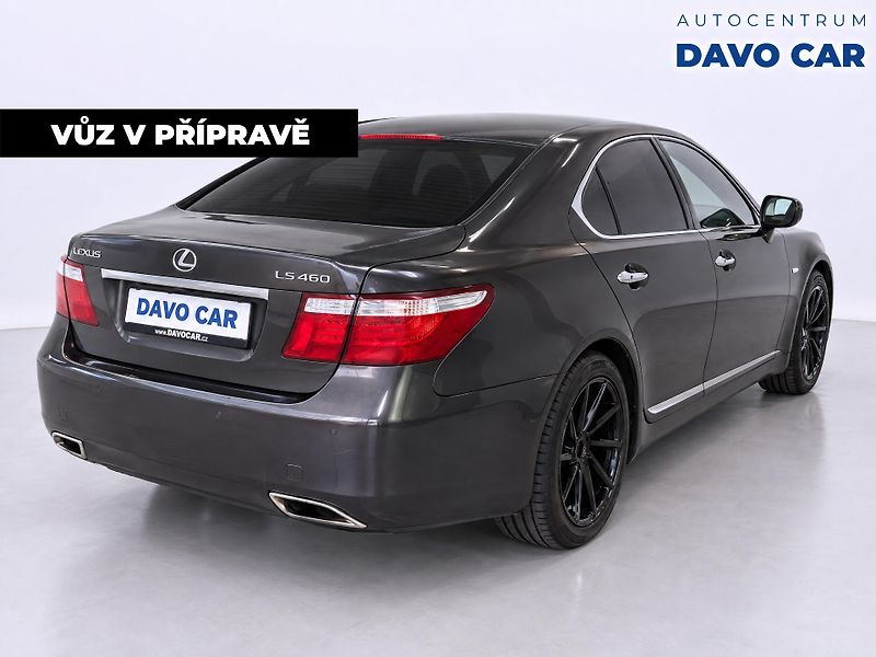 Lexus LS 460 4,6 280kW V8 Executive Vossen - fotka 5 z 12