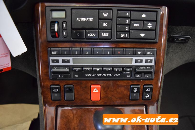 Mercedes-Benz SL 500 129 240 kW AUTOMAT  - fotka 30 z 52