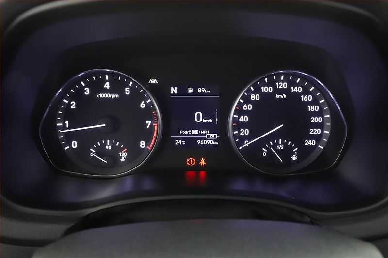 Hyundai i30 (2022) Smart 1.5 T-GDI MHEV, ČR,1.maj - fotka 10 z 13