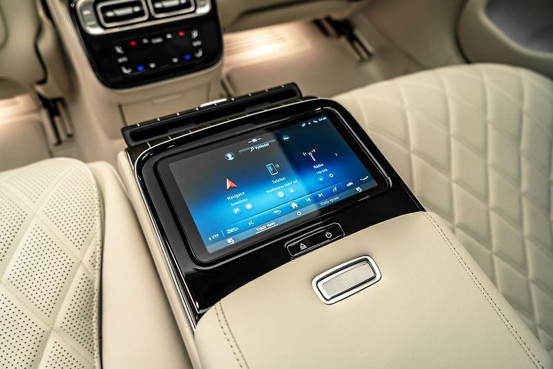 Mercedes-Benz Třídy S d 4M AMG MANUFAKTUR - fotka 19 z 26