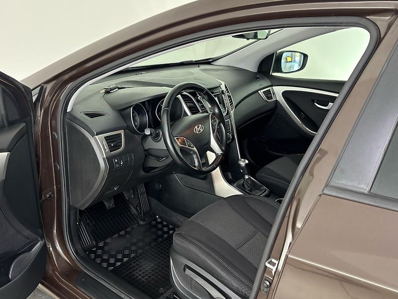 Hyundai i30 Trikolor - fotka 6 z 25