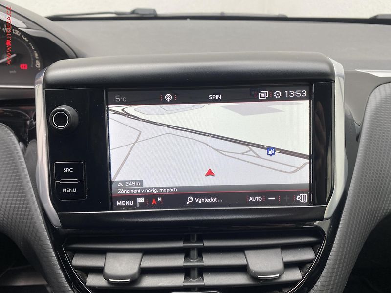 Peugeot 208 (2019) 1.2 PT, GT Line, AT, panor - fotka 18 z 18