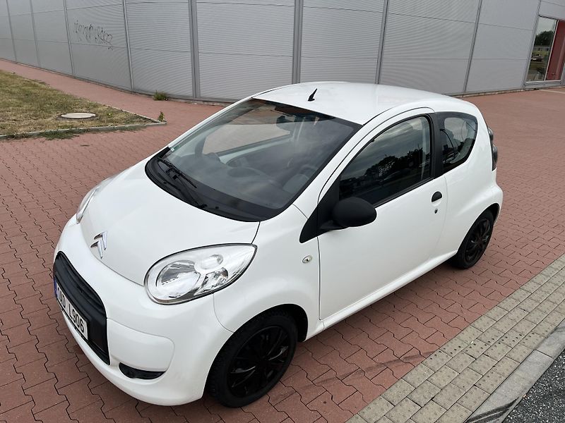 Citroën C1 1.0 i 50 kW - fotka 23 z 25