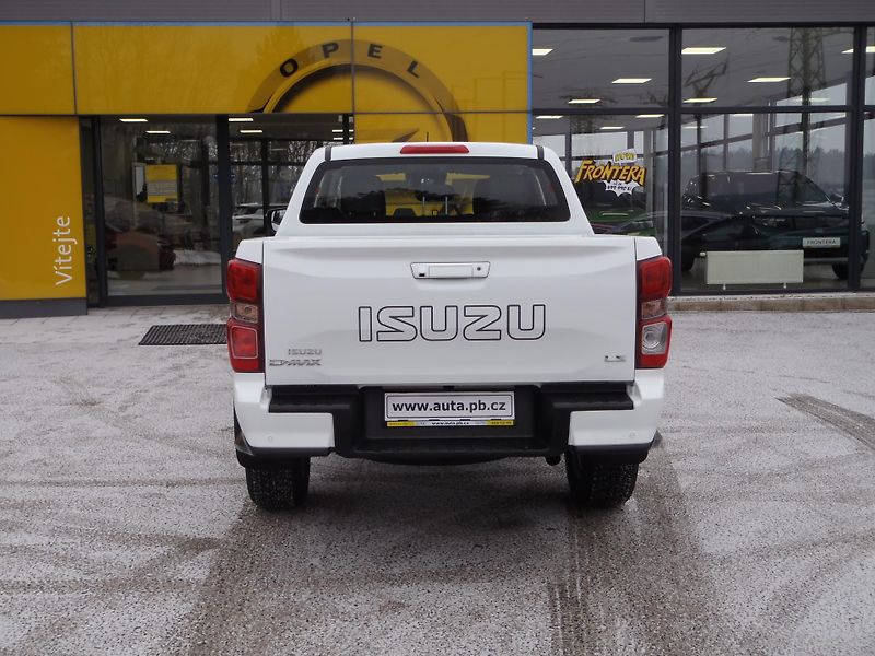 Isuzu D-Max Double Cab LS - fotka 7 z 25