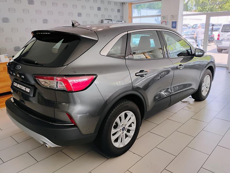 Ford Kuga 1.5T EcoBoost, Titanium  - fotka 4 z 26