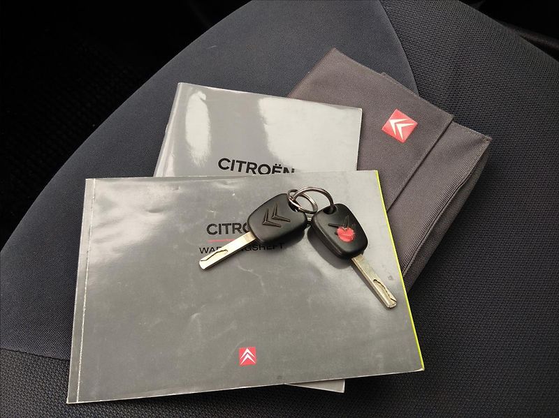 Citroën C3 1,4i *KLIMA*SERVIS* - fotka 29 z 29