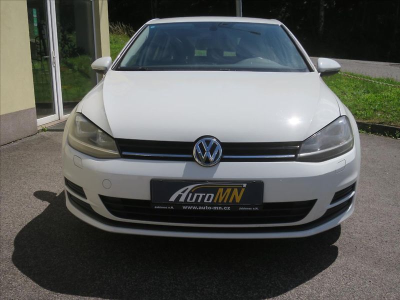 Volkswagen Golf 1,4  TSI - fotka 7 z 24