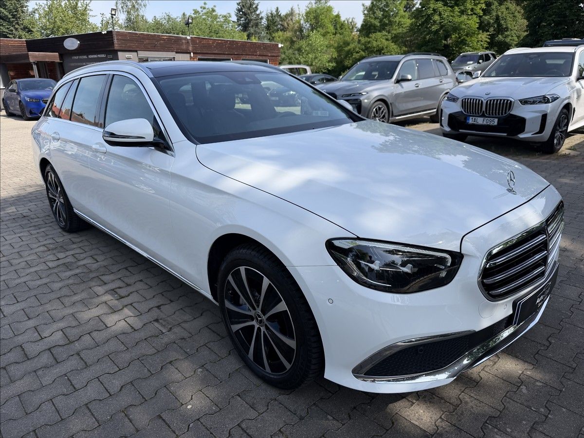 Mercedes-Benz Třídy E 300de 4Matic