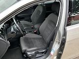 Volkswagen Golf Variant 1.4TGI 81 kW Highline ČR,1.MAJ - náhled 15